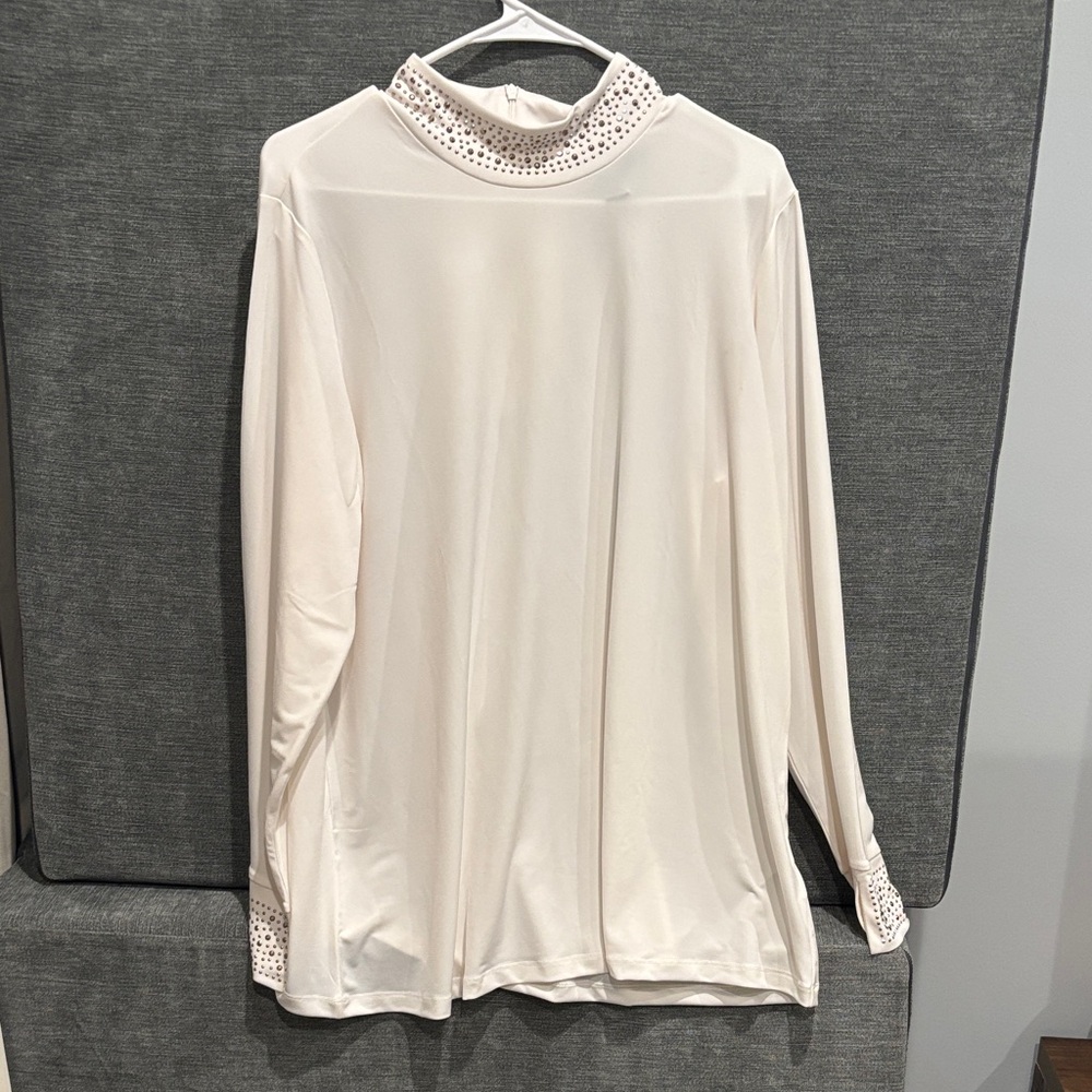 Susan Graver Long Sleeve Top